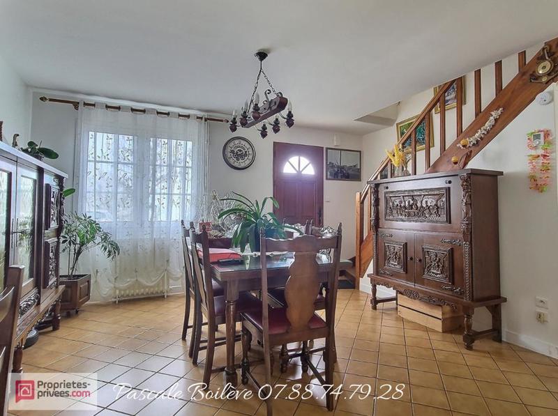 Maison - 97 m² - 5 pièces