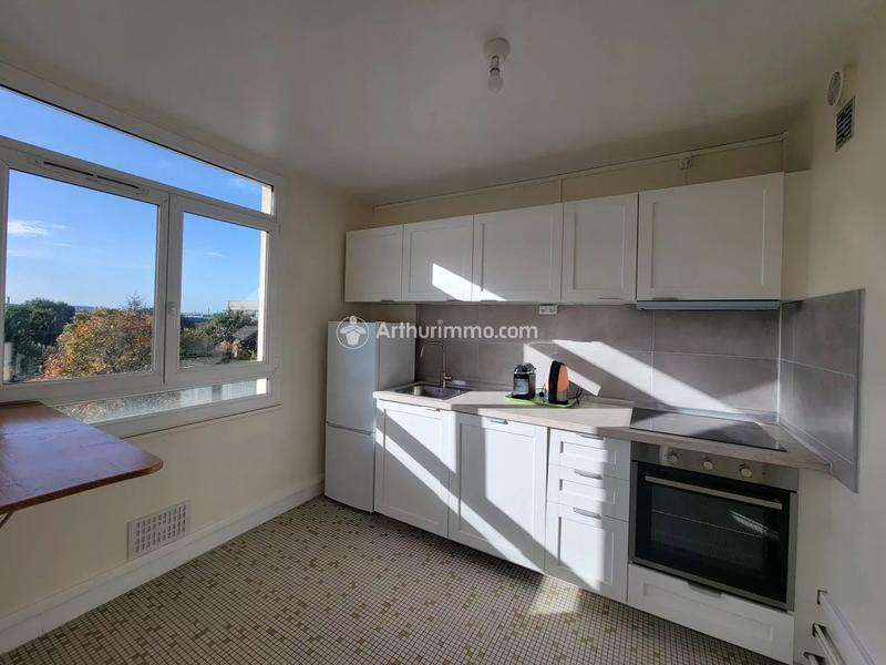 Appartement - 92 m² - 5 pièces