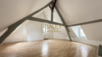 Local commercial - 200 m² - 5 pièces