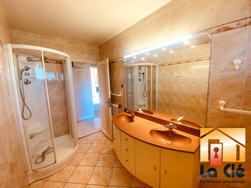 Maison - 150 m² - 6 pièces