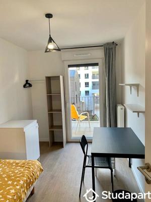 Chambre - 9 m² - 1 pièce