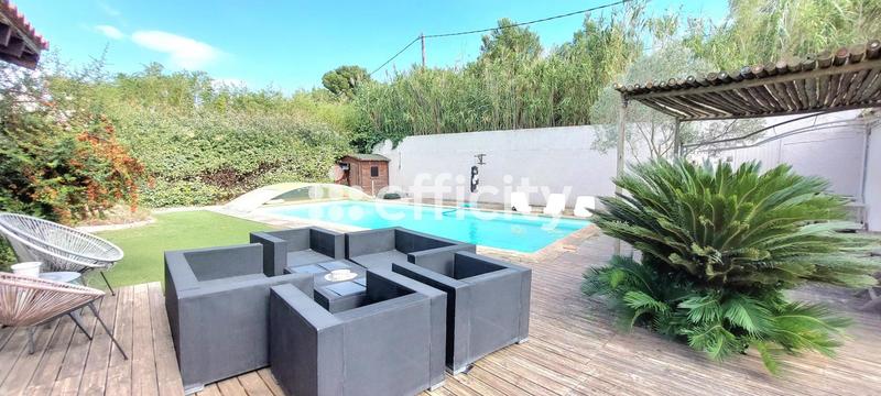 Villa - 180 m² - 7 pièces