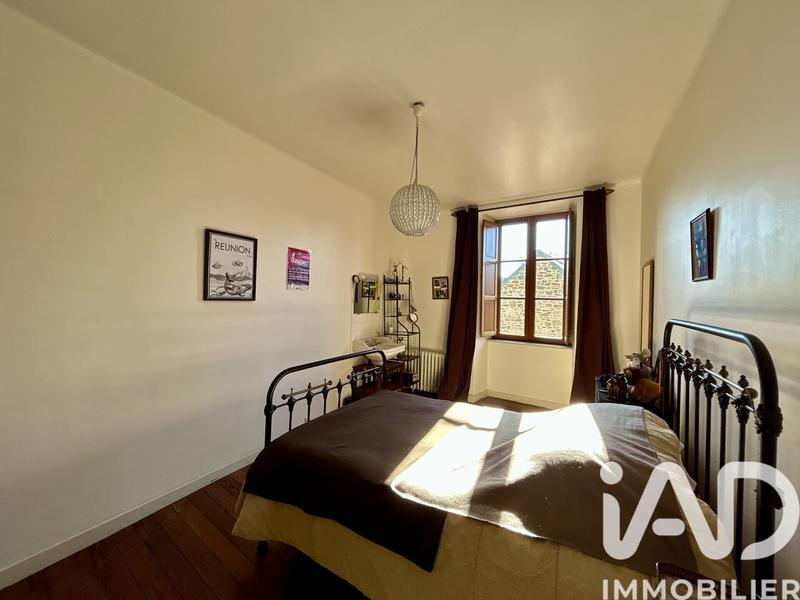 Maison - 340 m² - 12 pièces