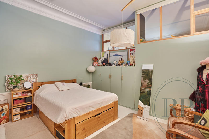 Appartement - 184 m² - 7 pièces