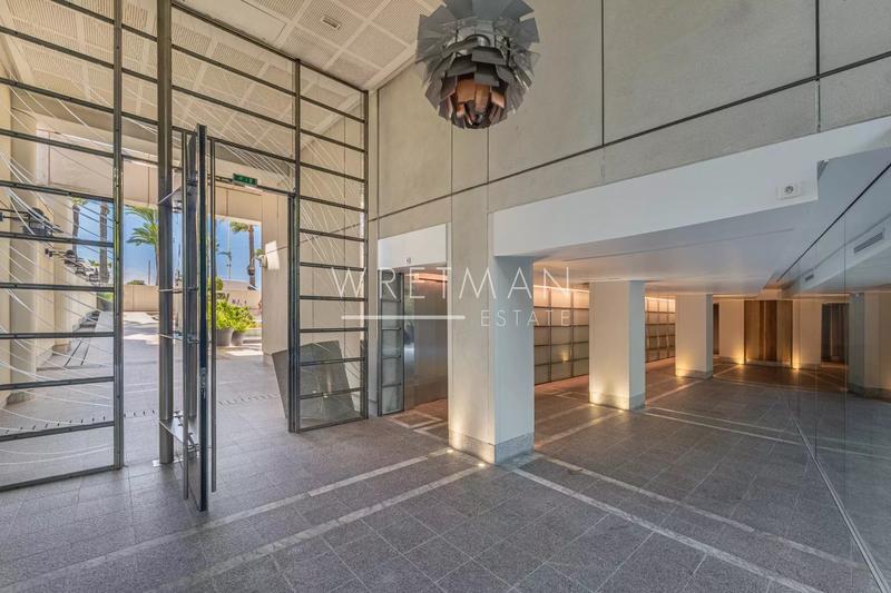 Appartement - 60 m² - 2 pièces