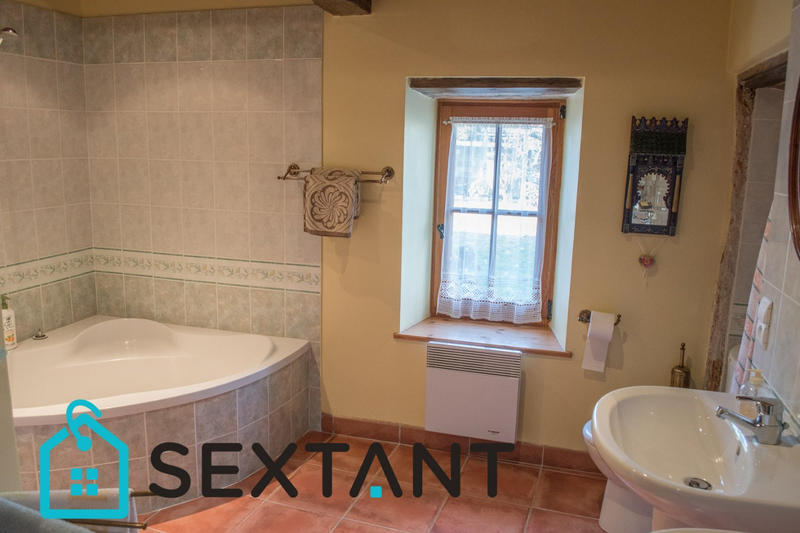 Maison - 171 m² - 7 pièces