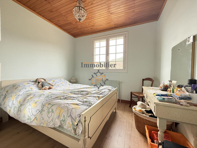 Maison - 102 m² - 5 pièces