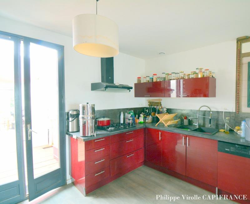 Maison - 107 m² - 6 pièces