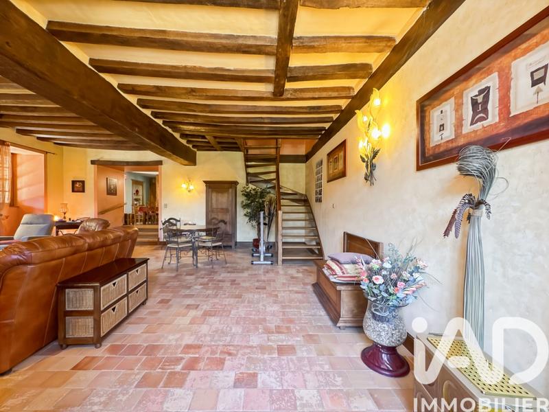 Maison - 256 m² - 10 pièces