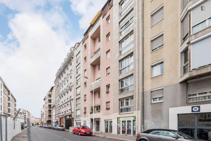 Chambre - 10 m² - 4 pièces