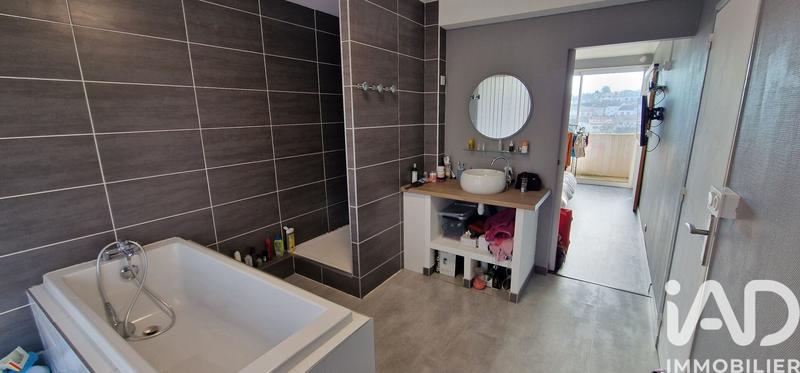 Appartement - 88 m² - 5 pièces