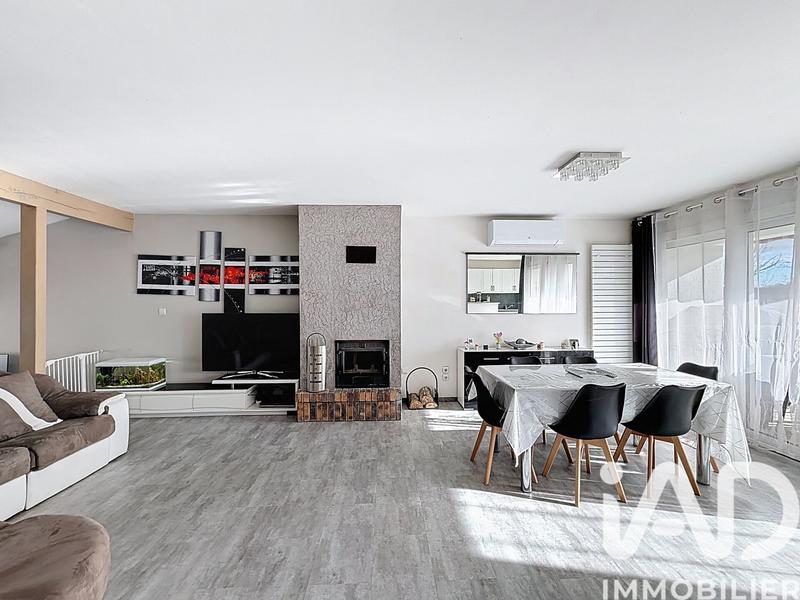 Maison - 122 m² - 5 pièces