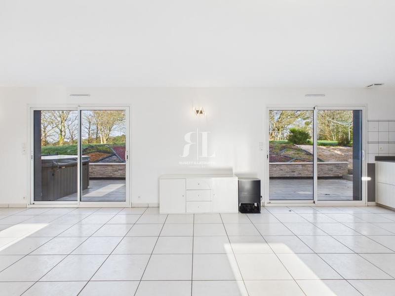 Longère - 176 m² - 6 pièces