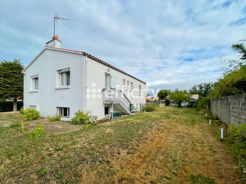 Maison - 107 m² - 5 pièces