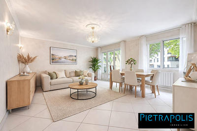 Appartement - 96 m² - 4 pièces