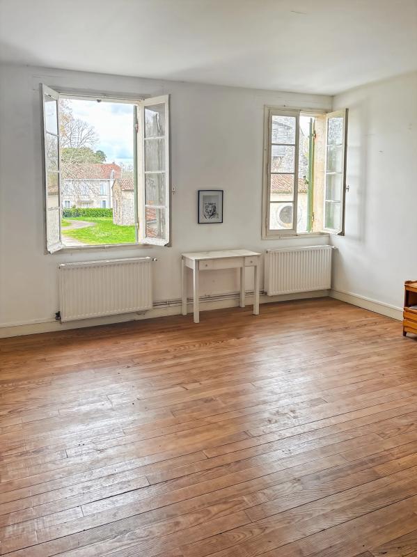 Maison ancienne - 193 m² - 5 pièces