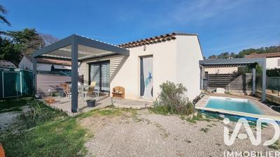 Maison - 67 m² - 3 pièces