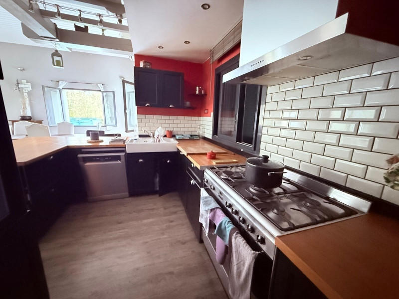 Maison - 170 m² - 5 pièces