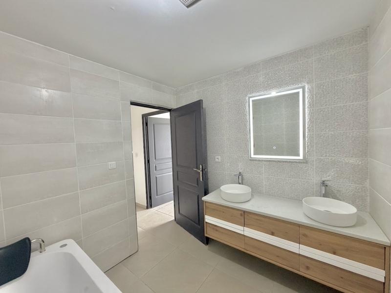 Maison - 101 m² - 4 pièces