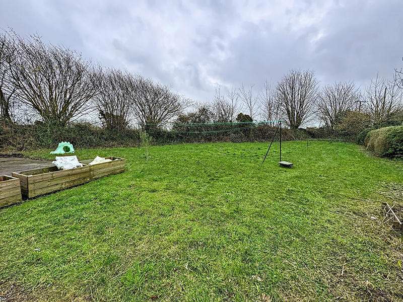 Maison - 95 m² - 5 pièces