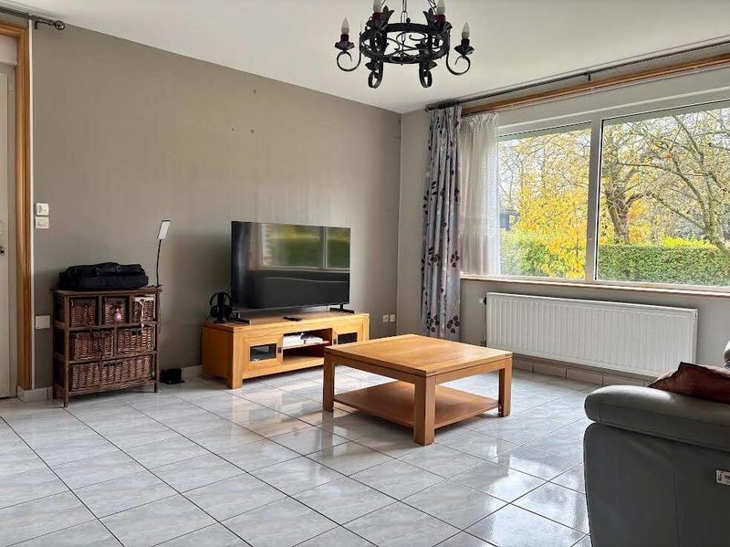 Maison - 185 m² - 8 pièces