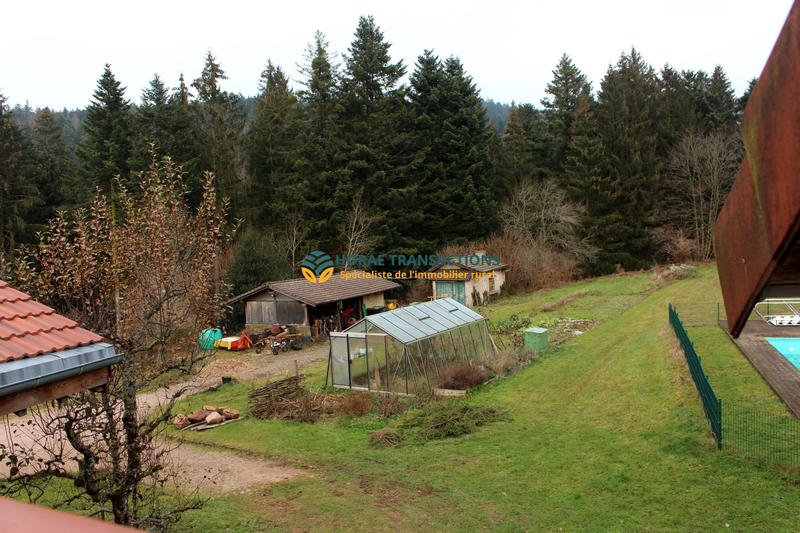 Maison - 323 m² - 15 pièces