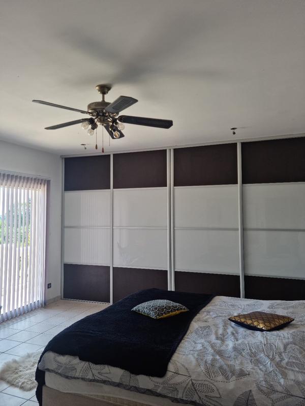 Maison - 299 m² - 7 pièces