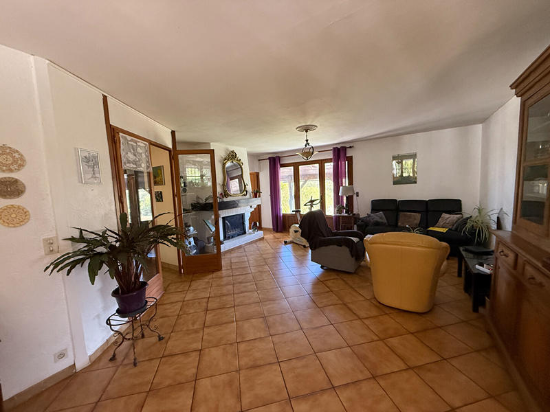 Maison - 142 m² - 6 pièces