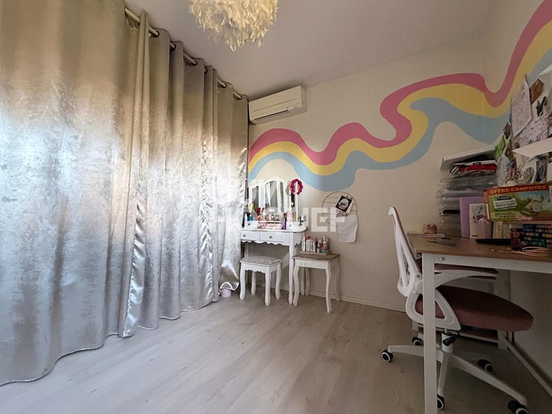 Maison - 161 m² - 5 pièces