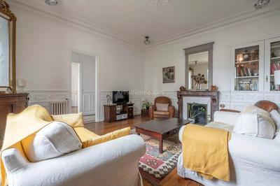 Maison - 194 m² - 7 pièces