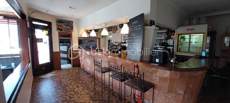 Local commercial - 140 m² - 5 pièces