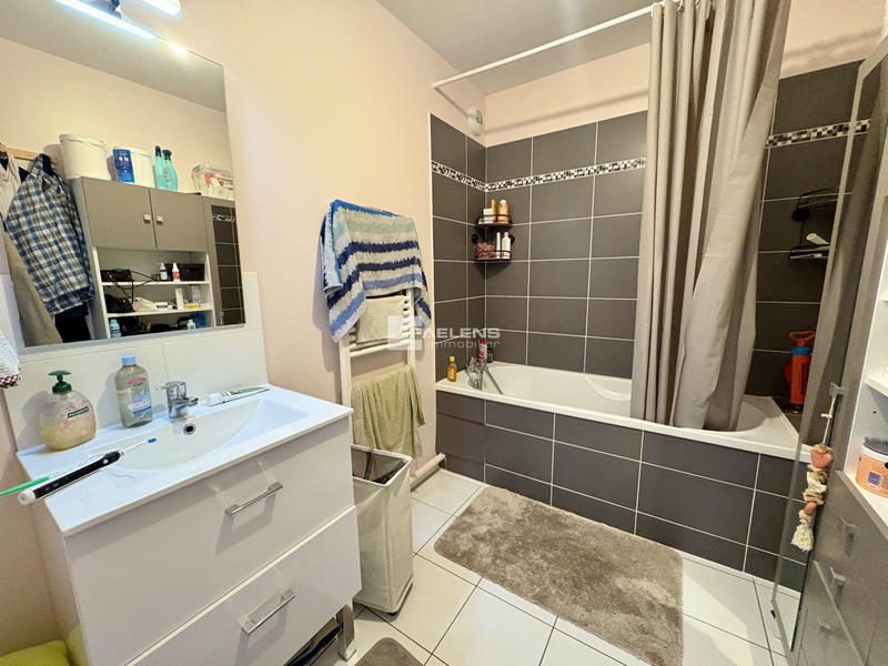 Appartement - 76 m² - 4 pièces