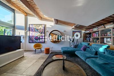 Appartement - 110 m² - 4 pièces