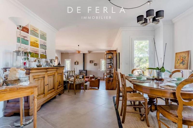 Villa - 162 m² - 6 pièces