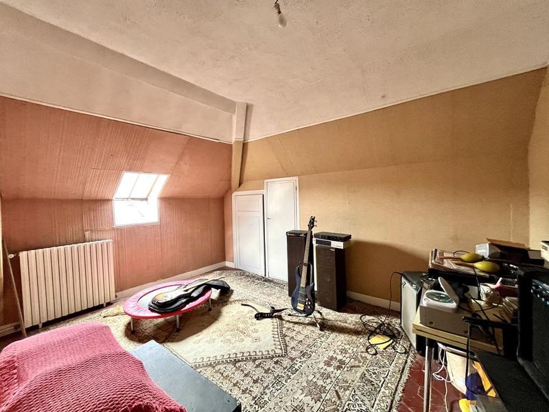 Maison de maîtres - 267 m² - 11 pièces