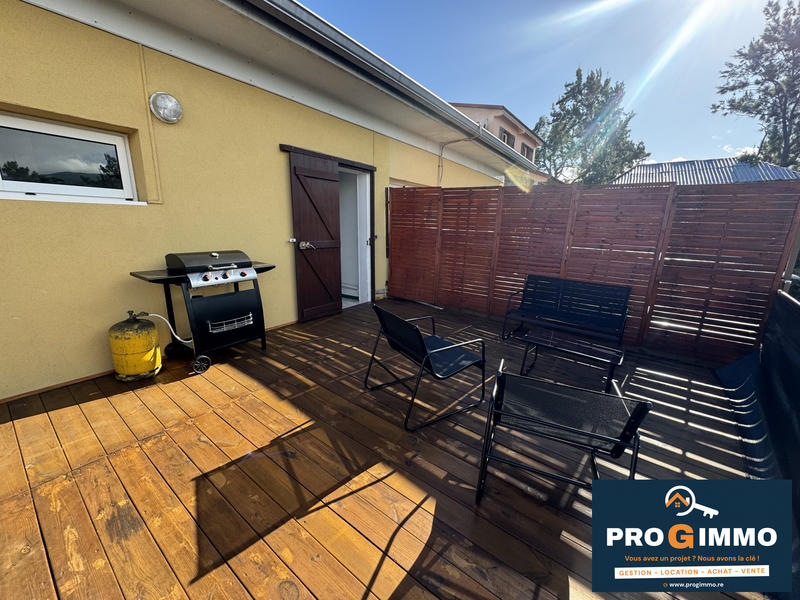 Maison - 180 m² - 9 pièces