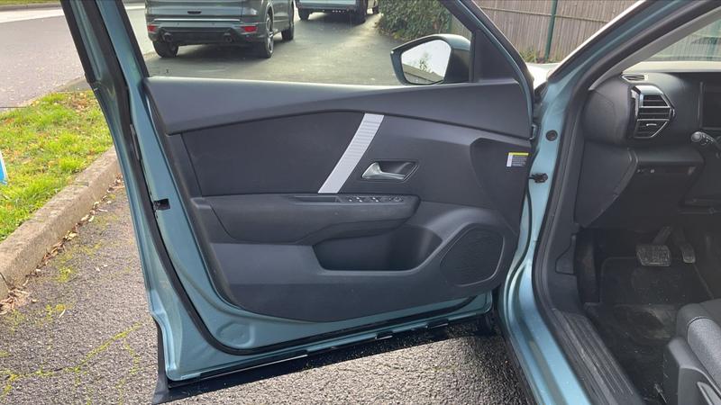 Citroën C4 1.2 PureTech 130 Eat8 Feel Pack - Automatique