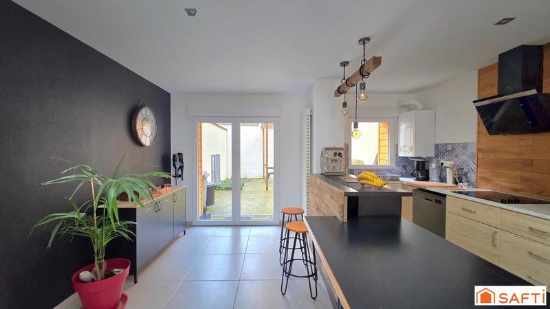 Maison - 103 m² - 4 pièces