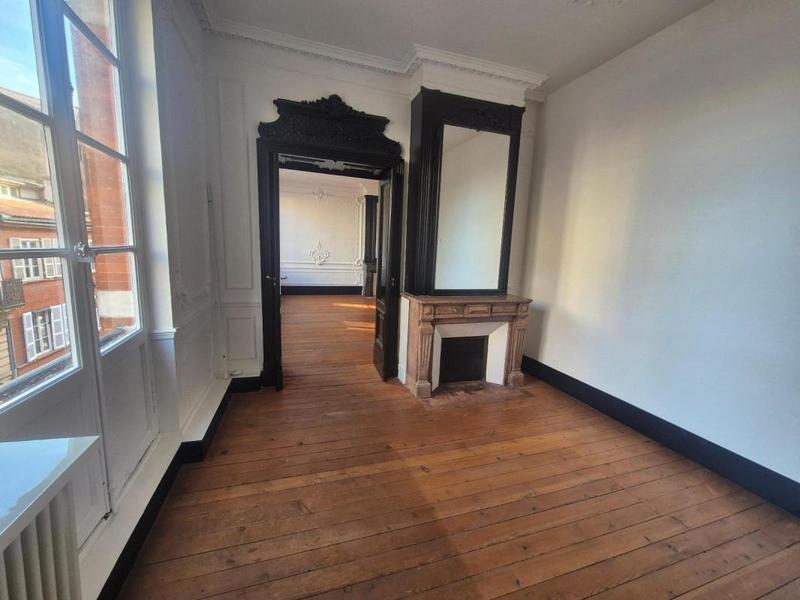 Appartement bourgeois - 172 m² - 5 pièces