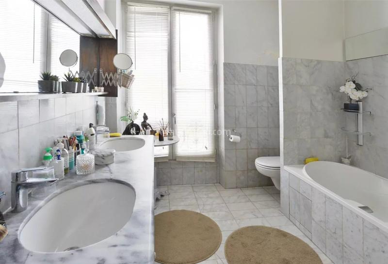 Maison - 147 m² - 7 pièces