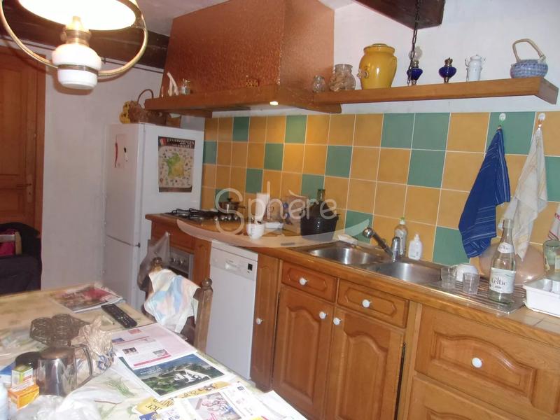 Propriété - 295 m² - 10 pièces