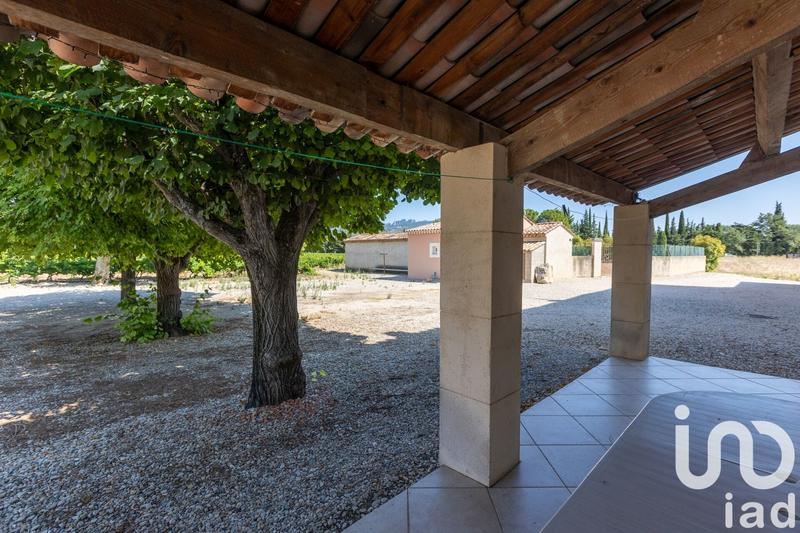 Maison - 980 m² - 5 pièces