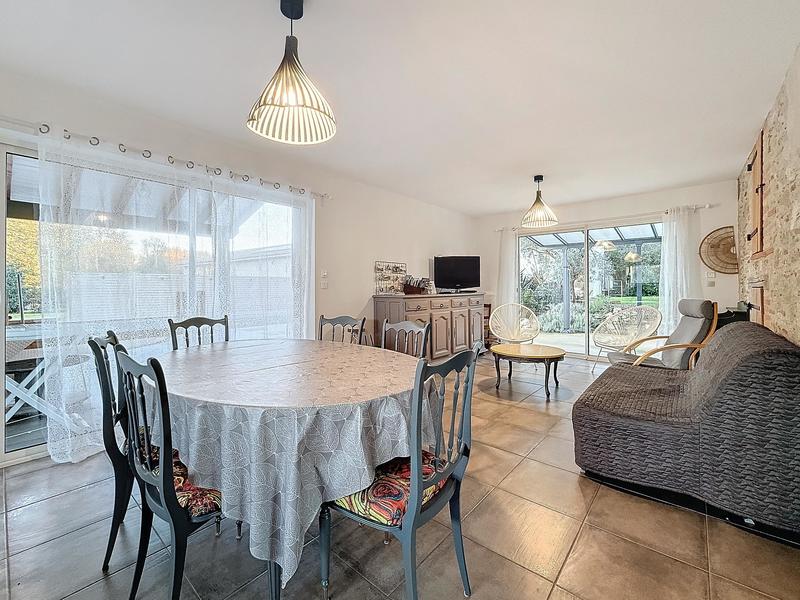 Propriété - 283 m² - 10 pièces