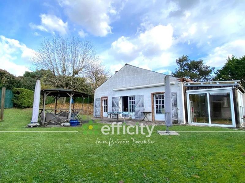 Maison - 160 m² - 8 pièces