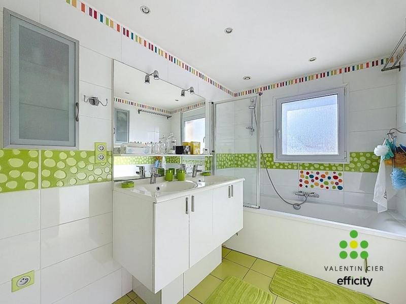 Maison - 144 m² - 5 pièces