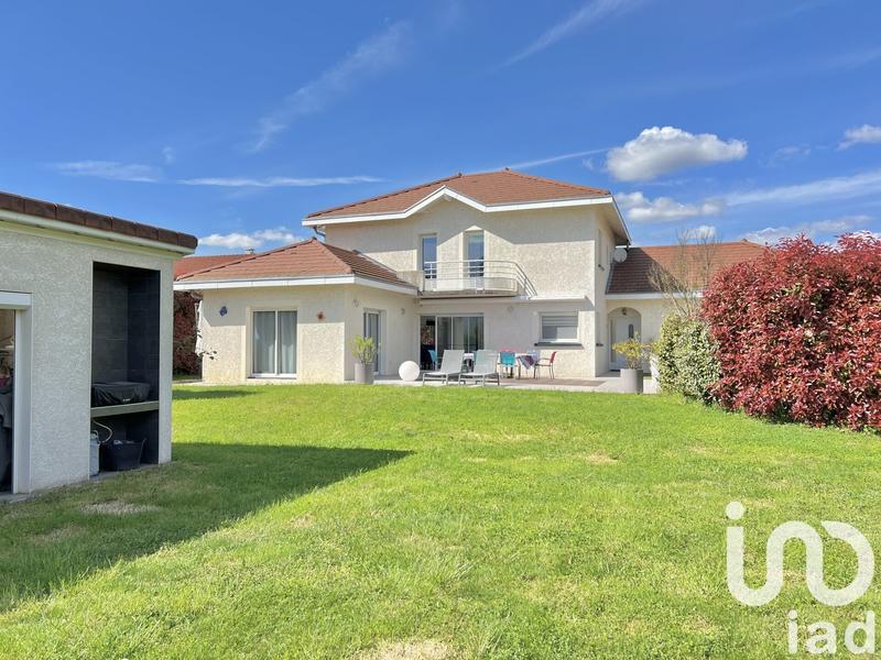 Maison de maîtres - 233 m² - 7 pièces