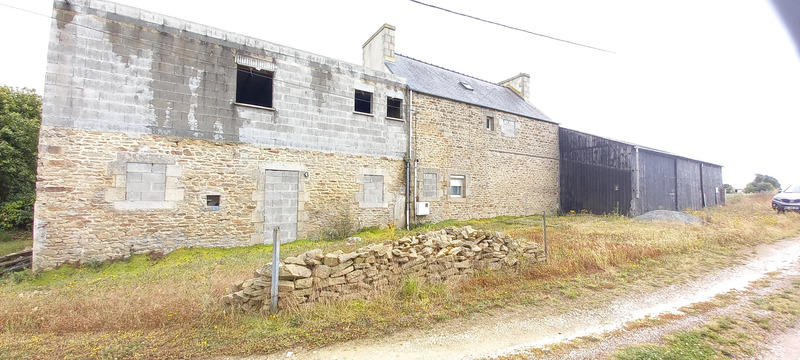 Maison - 250 m² - 4 pièces