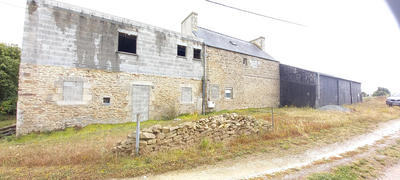 Maison - 250 m² - 4 pièces