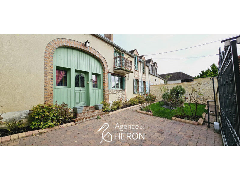 Propriété - 194 m² - 6 pièces