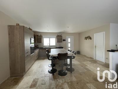 Maison - 96 m² - 4 pièces